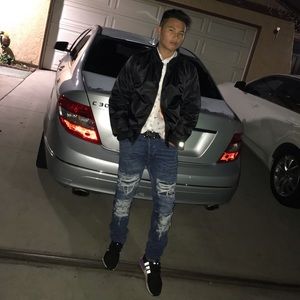 Meet your Posher, Diego